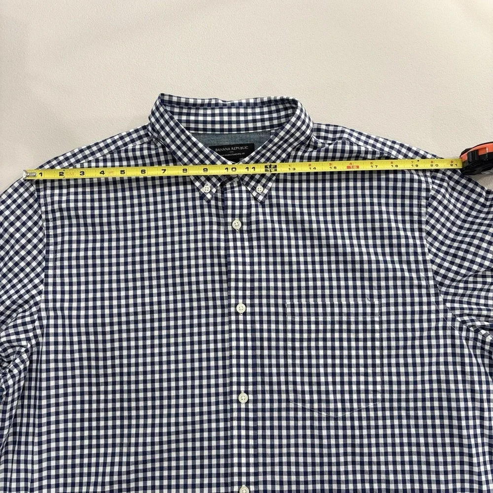 Banana Republic Men XL Navy Gingham Button Down Shirt Soft Wash Standard Fit
